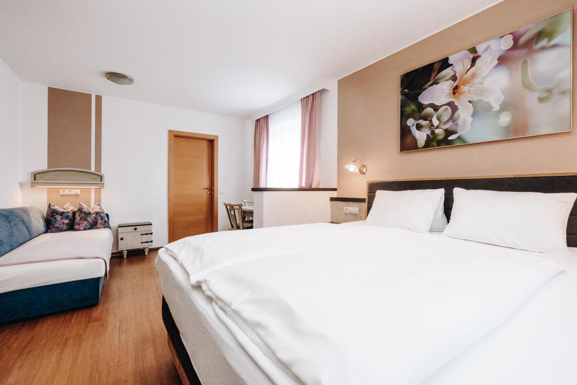 Hotel Garni Tannenhof Flachau Exterior photo